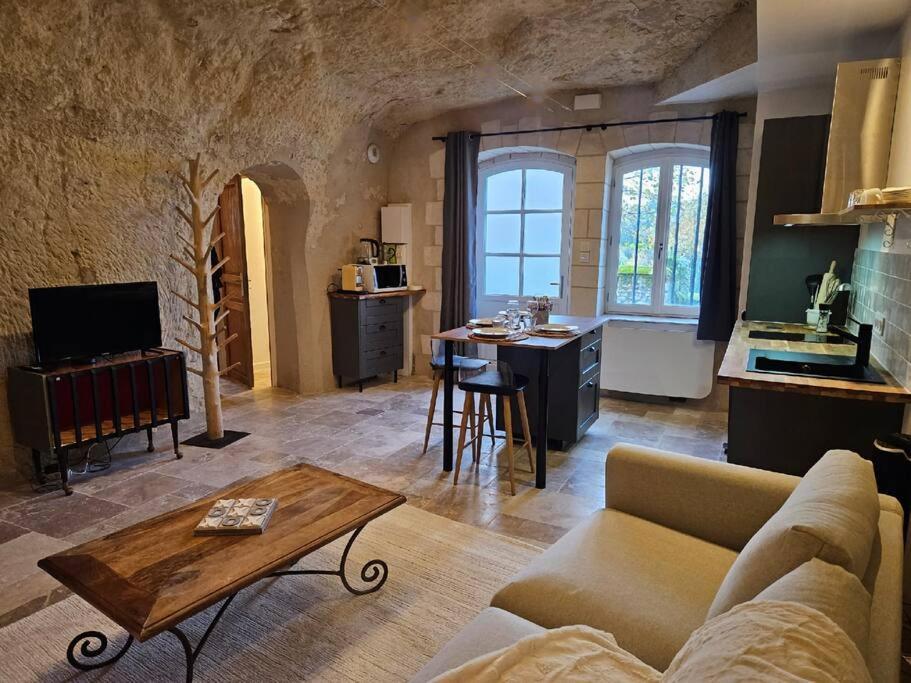 Charmante Maison Troglodyte Loire Valley Rochecorbon Εξωτερικό φωτογραφία
